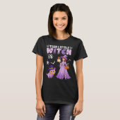 この小さな魔女は31歳の誕生日 Tシャツ (正面フル)