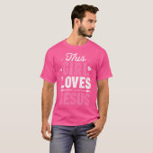 この少女はイエス・キリスト教おもしろい信仰レリギを愛する Tシャツ (正面フル)