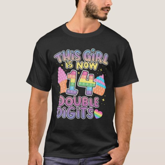 この少女は現在14桁の2桁14番誕生日PO Tシャツ (正面)