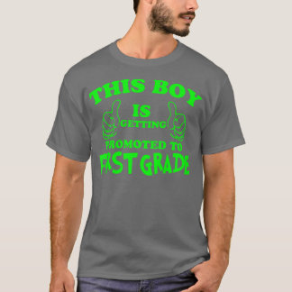 この少年がG級に昇進している子供 Tシャツ