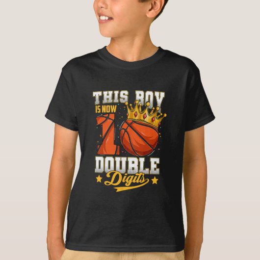 この少年は二桁の年齢に スケッチ 10歳の誕生日 Tシャツ (正面)