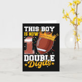 この少年は10歳 ダブルディジットのサッカー選手 10年を迎えた カード (黄色い花)