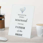 この席は親父の代わりになっている 台座サイン (インサイチュ)