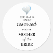 この席は、新婦の母のためにご予約いただいております
