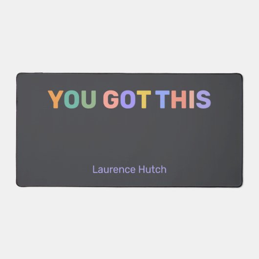 この得ダークグレイカラフルの名パーソナライズされた前 デスクマット (正面)