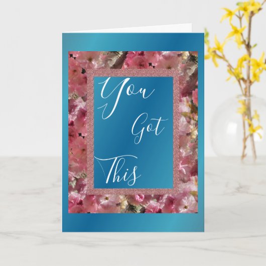 この得ピンクの春が咲く感動的 カード (黄色い花)