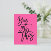 この得引用文はやる気を起こさせるピンク色 ポストカード (スタンド正面)