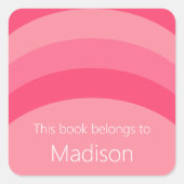 この本はピンクのストライプと白い名前の欄に属する スクエアシール (正面)