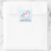 この本はピンクの可愛いユニコーンブルーに属している スクエアシール (バッグ)