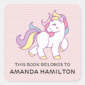 この本はピンク色の可愛いユニコーンに属している スクエアシール (正面)