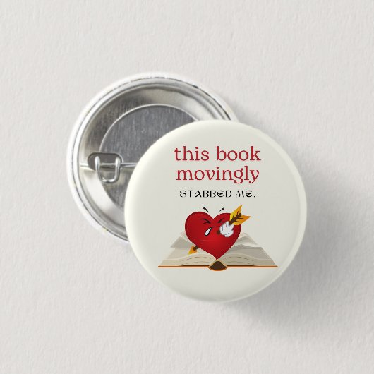 この本は私のピンを動くように刺した 缶バッジ (正面&裏面)