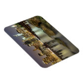 この棒はブルックリン公園にある マグネット (右側)