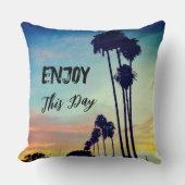 この楽しむ日装飾用クッション クッション (正面)