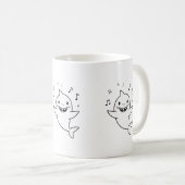 この歌うママ・シャークが歌わせてくれるから コーヒーマグカップ (正面右)