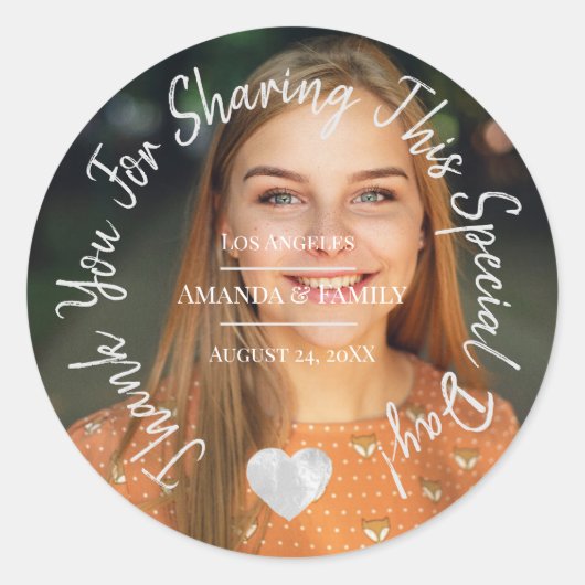 この特別な日のグレーハートを共有していただき、ありがとうございます ラウンドシール (正面)