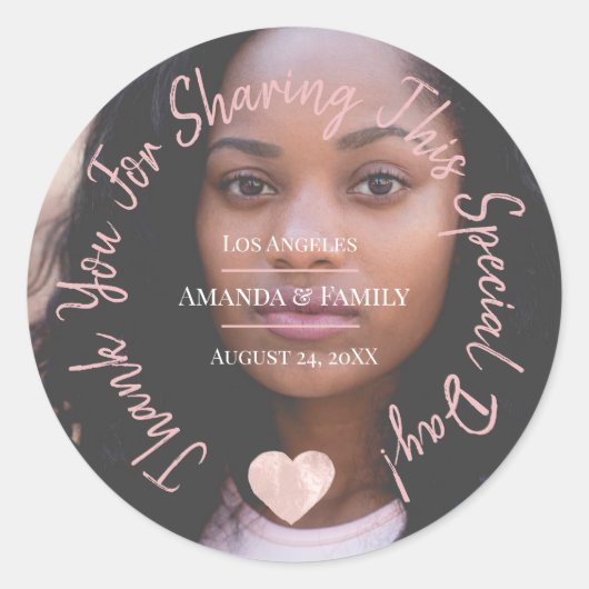 この特別な日のハートGraduを共有してくれてありがとう ラウンドシール (正面)