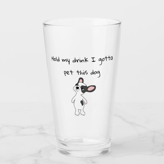 この犬のビアグラスをペットにしなきゃカップを持って タンブラーグラス (正面)