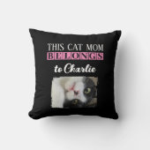 この猫ママの名前はフォトブラックピンク クッション (正面)