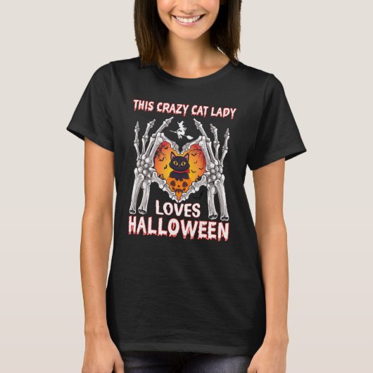 この猫熱狂するの女性はハロウィーンが大好き Tシャツ (正面)
