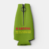 この獣医は薬を飲んで保護してくれる ボトルクーラー (裏面)