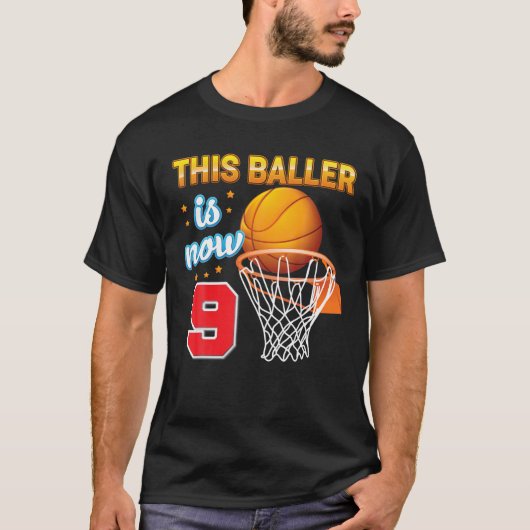 この球団は現在9歳の9誕生日Basketbだ Tシャツ (正面)