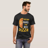 この男がピザメーカー最高のを作る Tシャツ (正面フル)