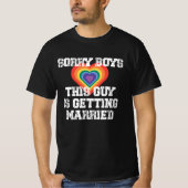 この男が結婚するんですって、残念ですねゲイ Tシャツ (正面)