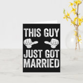 この男だけ新郎得のたった今結婚しましたシャツ カード (黄色い花)