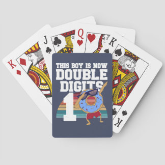 この男の子は今、2桁のおもしろい10誕生日 トランプ