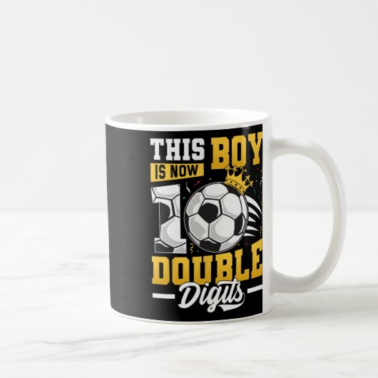 この男の子2桁サッカー10歳の少年バット コーヒーマグカップ (右)