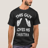 この男は彼のTABITHAバレンタインのハートが属して大好き Tシャツ (正面)
