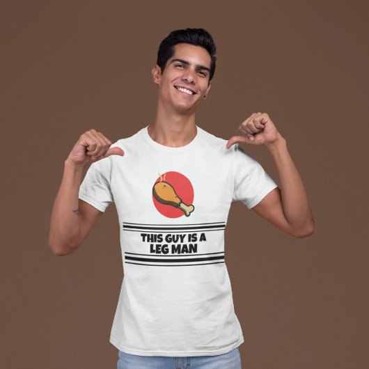 「この男は脚派」サンクスギビング・ターキー Tシャツ