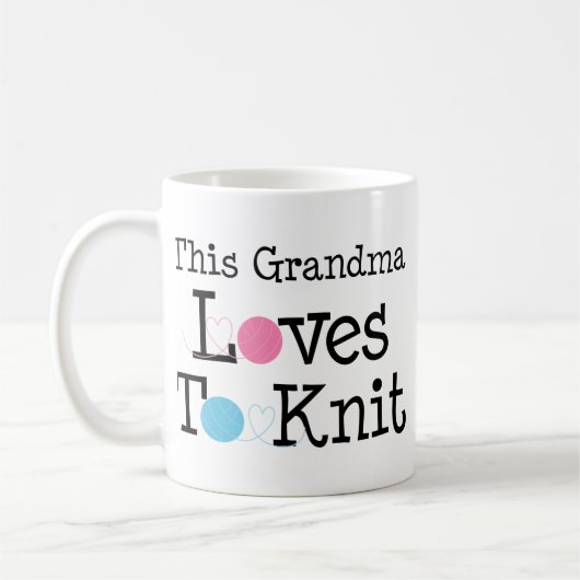 この祖母は編むことを愛します コーヒーマグカップ (左)