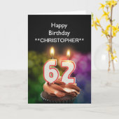 この第62バースデー・カードの蝋燭に名前を加えて下さい カード (黄色い花)