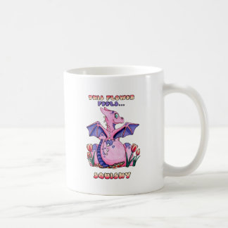 この花はSquishyかわいいベビーのドラゴンを感じます コーヒーマグカップ