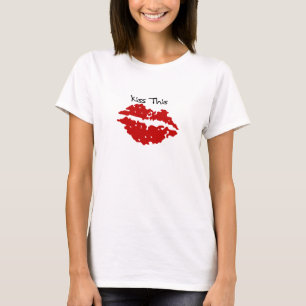 この赤い唇のTシャツに接吻して下さい Tシャツ