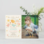 この雛が一農場に転向する最初の誕生日の写真 招待状 (スタンド正面)