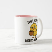 この雛はコーヒーが必要だ ツートーンマグカップ (正面右)