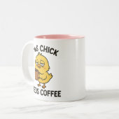 この雛はコーヒーが必要だ ツートーンマグカップ (正面左)