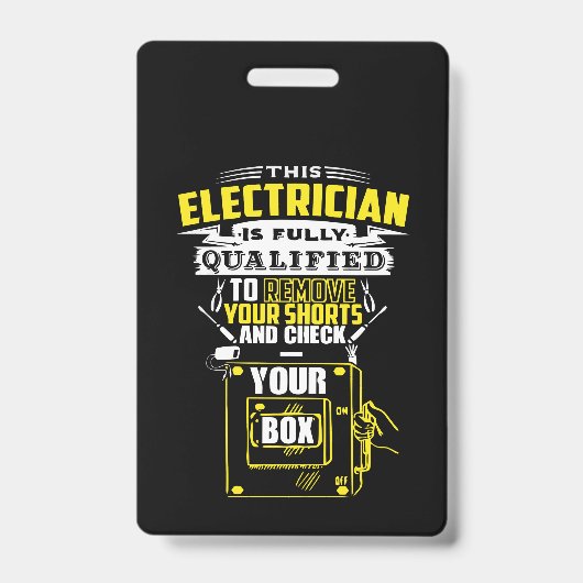 この電気技師は完全に資格を持っています バッジ (正面)