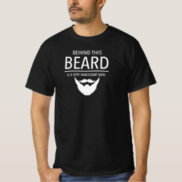 この顎鬚の後ろに非常にハンサムな男がいる Tシャツ