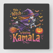 この魔女はカマラキャットレディーハリスに投票している スクエア壁時計 (正面)