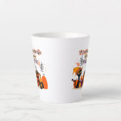 この魔女はコショウの前にコーヒーが必要だ カフェラテマグ (正面)