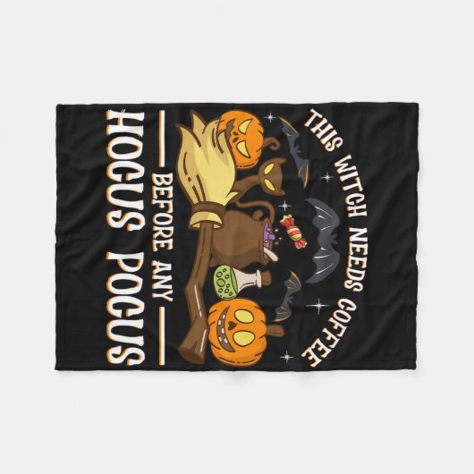 この魔女はコショウの前にコーヒーが必要だ フリースブランケット (正面(横))