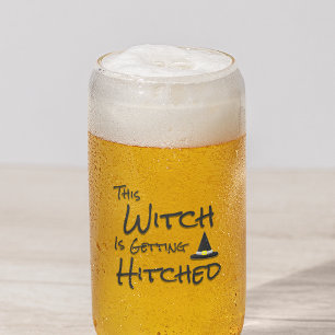 この魔女はショットグラスを引っ掛けている ガラス缶