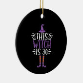 この魔女は30番目のハロウィンおもしろい誕生日だ セラミックオーナメント (右)