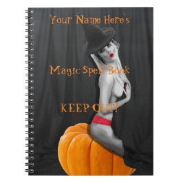 この魔法綴りの本のノートジャーナルをカスタマイズ ノートブック