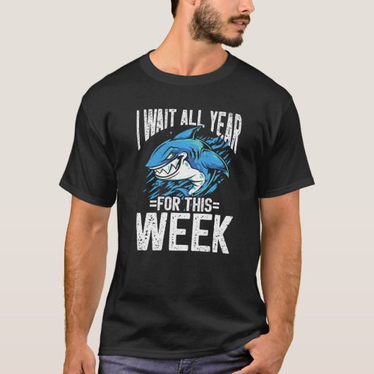 この1週間待ったんだぞ フィッシュシャーク Tシャツ (正面)