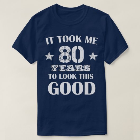 この80位に見えるのに80年かかっおもしろいた Tシャツ (デザイン正面)