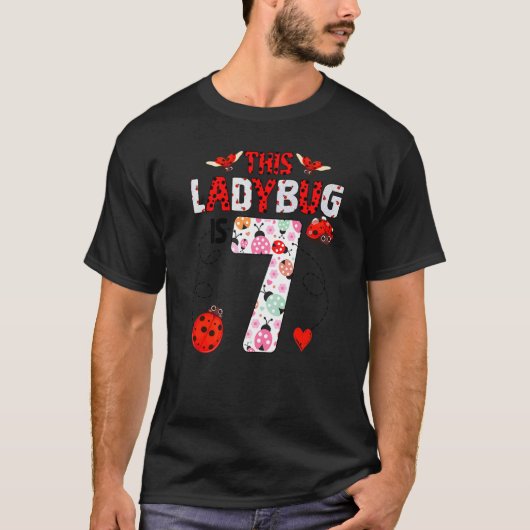 このLadybugは7歳の誕生日Ladybugテーマ Tシャツ (正面)
